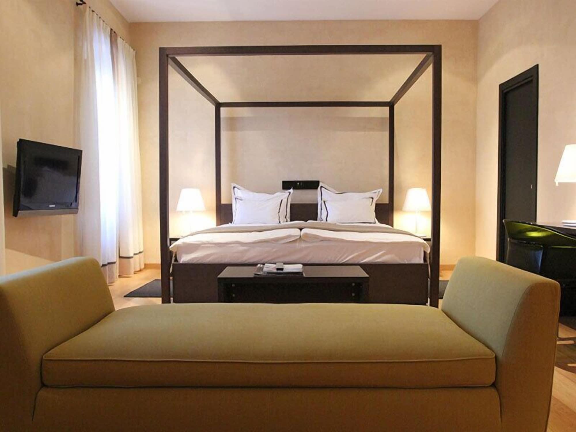Heritage Hotel Kukuriku كاستاف المظهر الخارجي الصورة